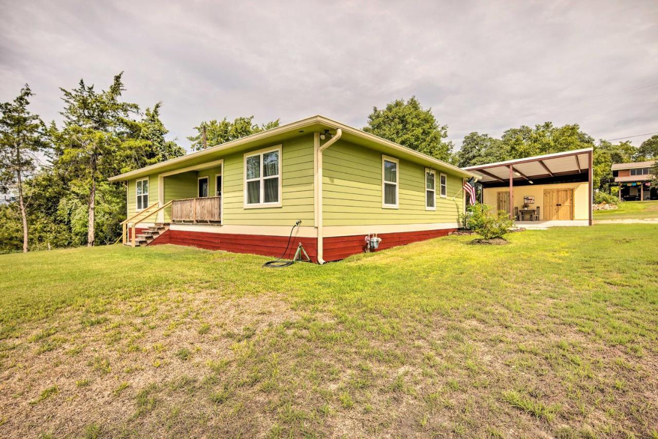 The Gathering Place Brenham Home On 6 Acres Eksteriør bilde